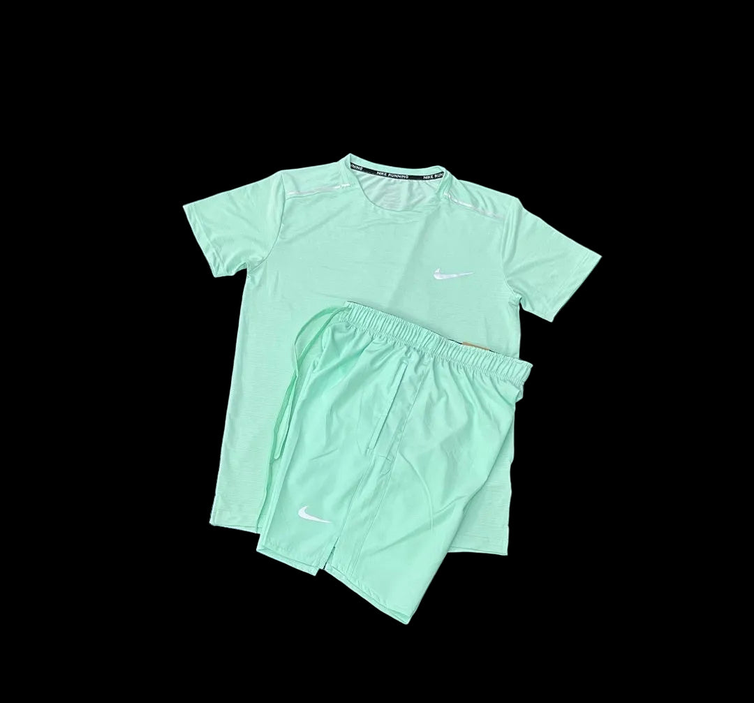 Nike Miler Running Set